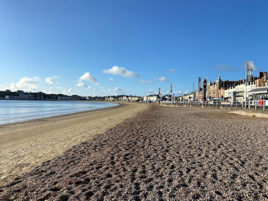 The Bolthole - Only Footsteps From The Beach. Уэймут Экстерьер фото
